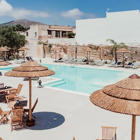L'Oasi Villaggio Albergo Фавиньяна Экстерьер фото
