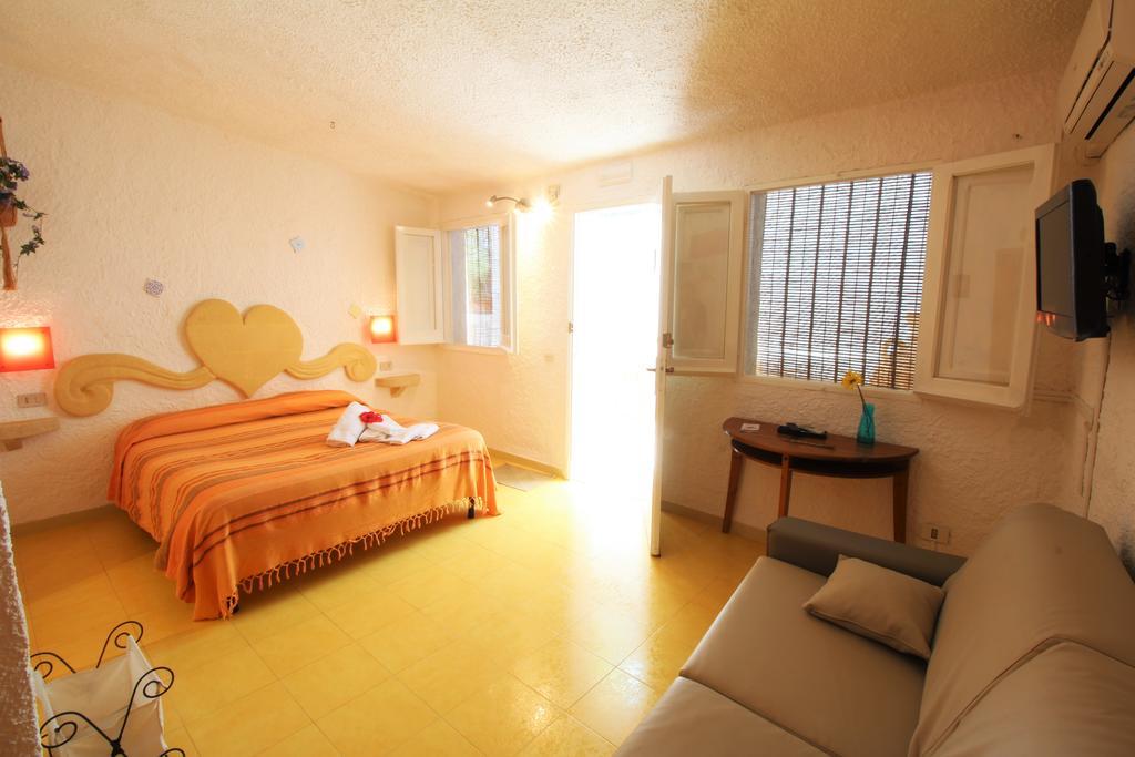 L'Oasi Villaggio Albergo Фавиньяна Экстерьер фото